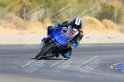 media/Jan-08-2022-SoCal Trackdays (Sat) [[1ec2777125]]/Turn 2 (150pm)/